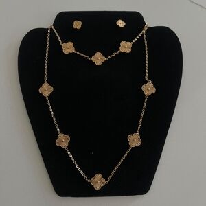 Elegant Gold Floral Necklace and Earring Set